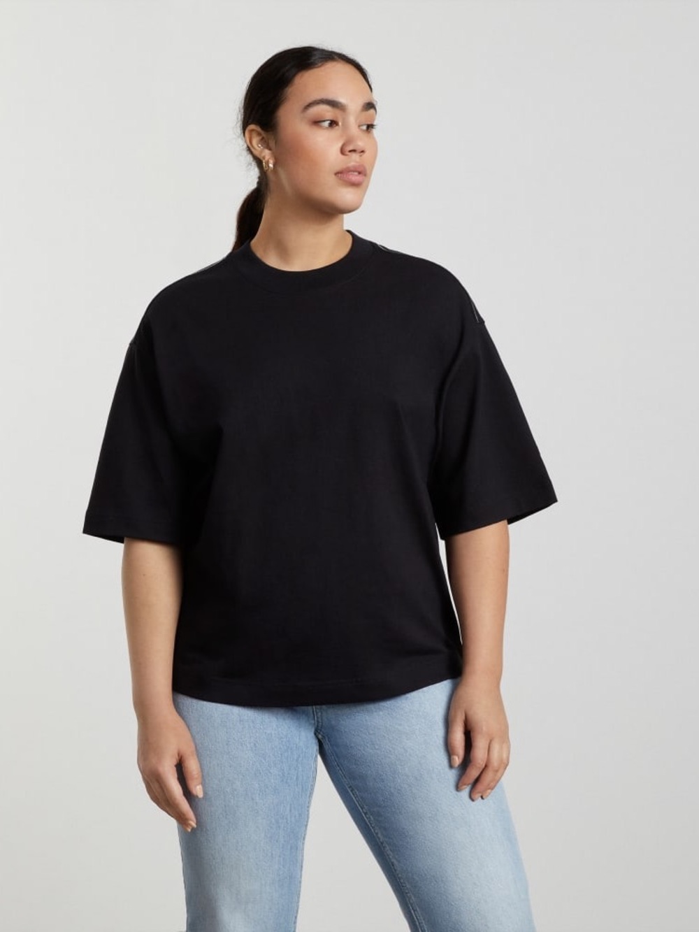 Everlane Black Premium Weight Relaxed Tee Black NWT Medium